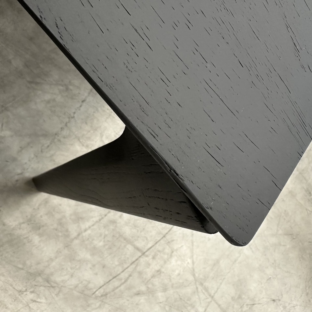 Bok dining table