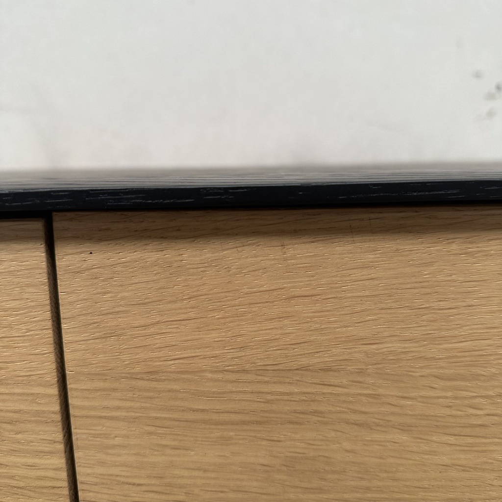Blackbird sideboard