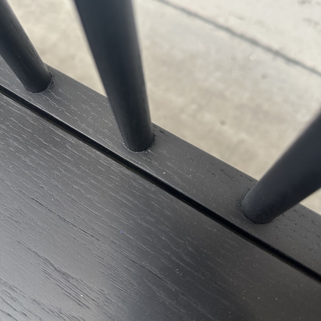 Spindle bench