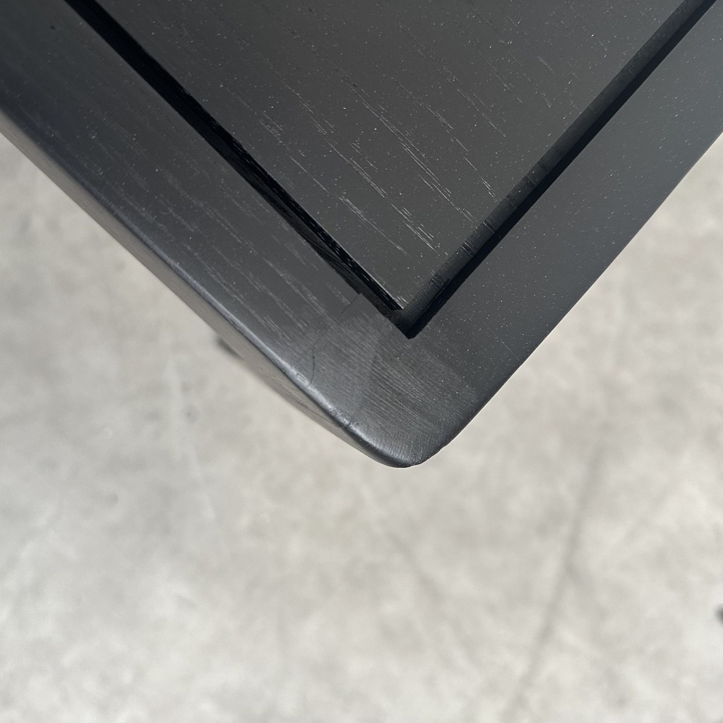 Spindle bench