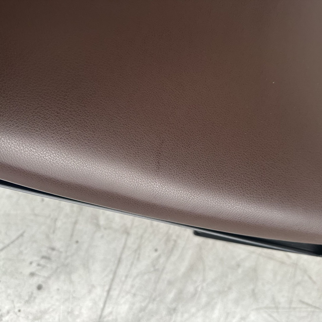 DC lounge chair