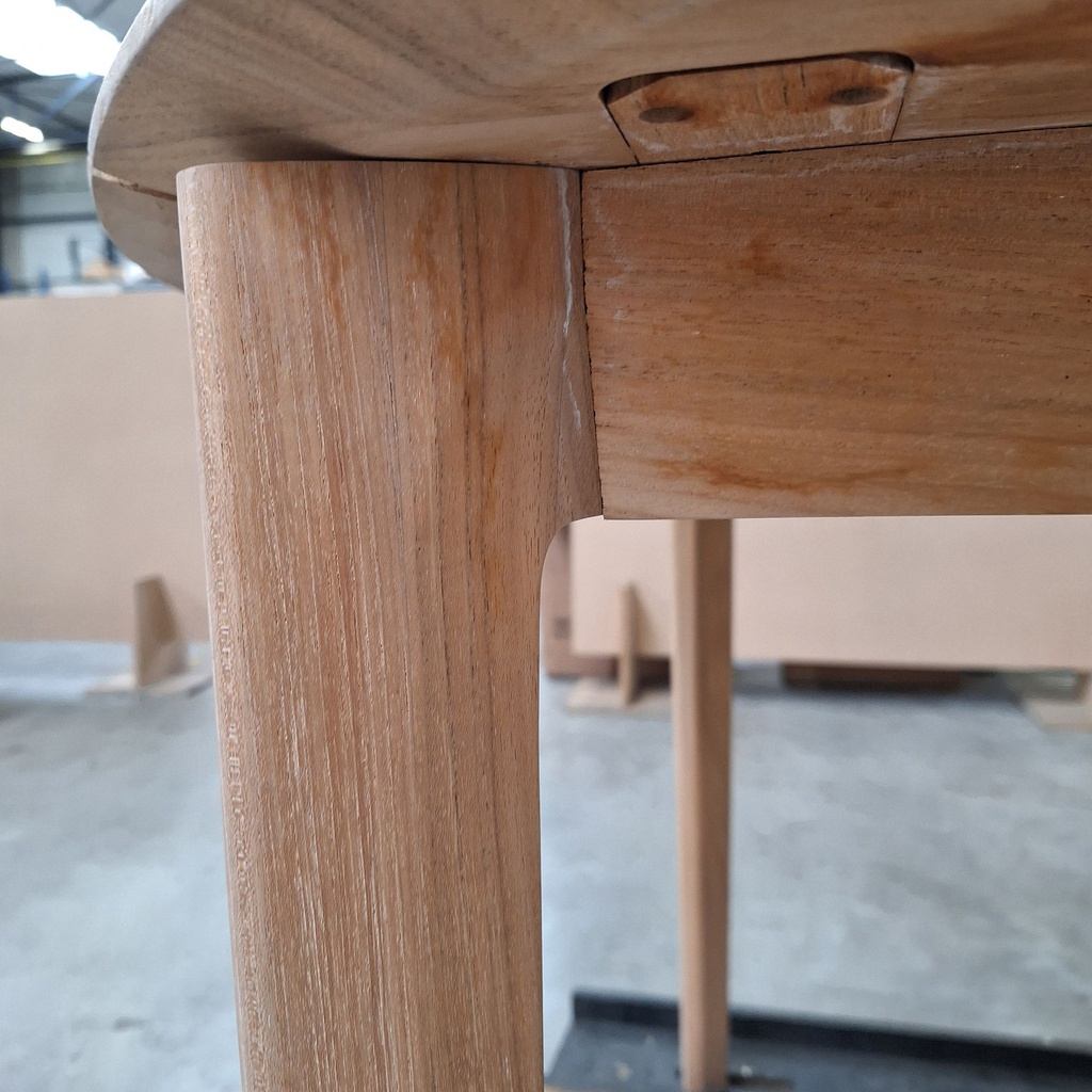 Bok outdoor dining table