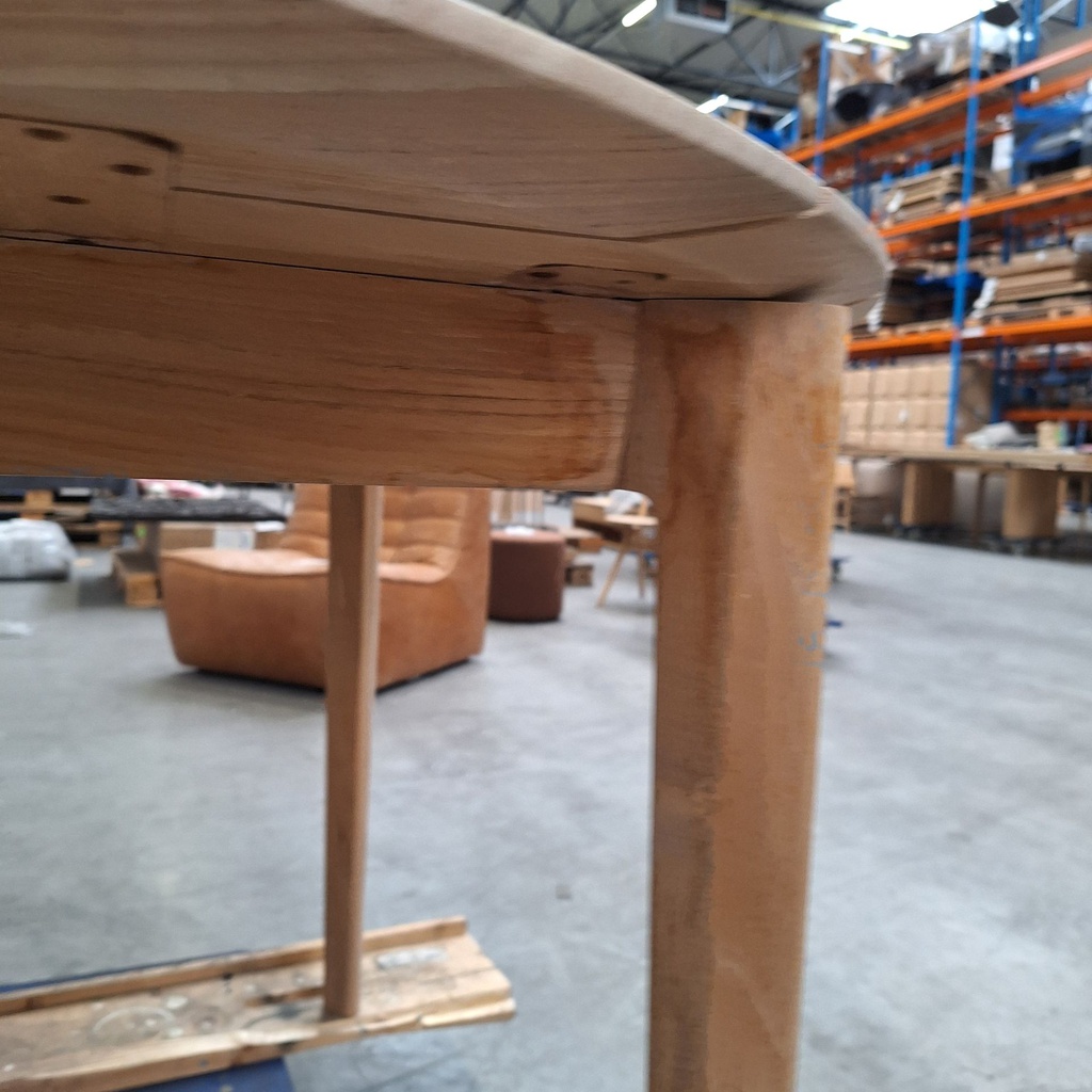 Bok outdoor dining table