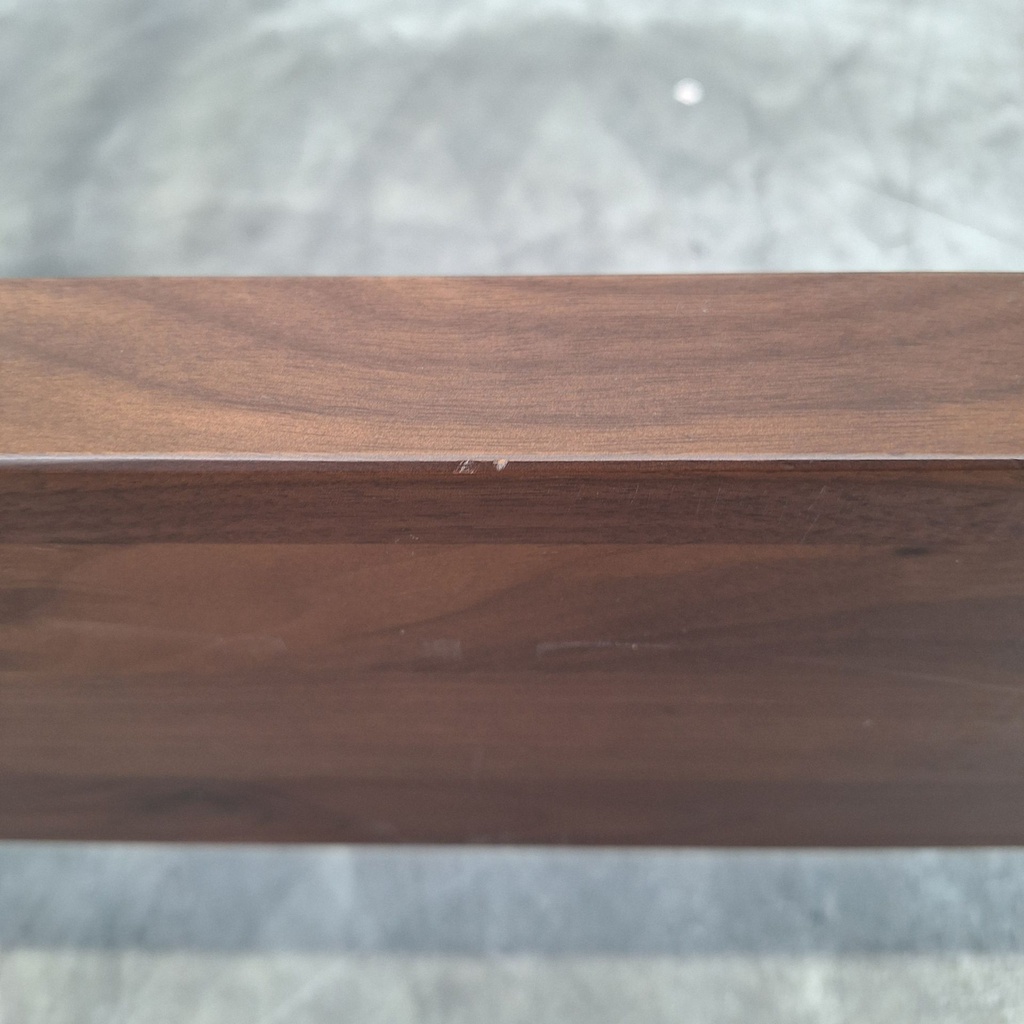 Walnut Spindle bed