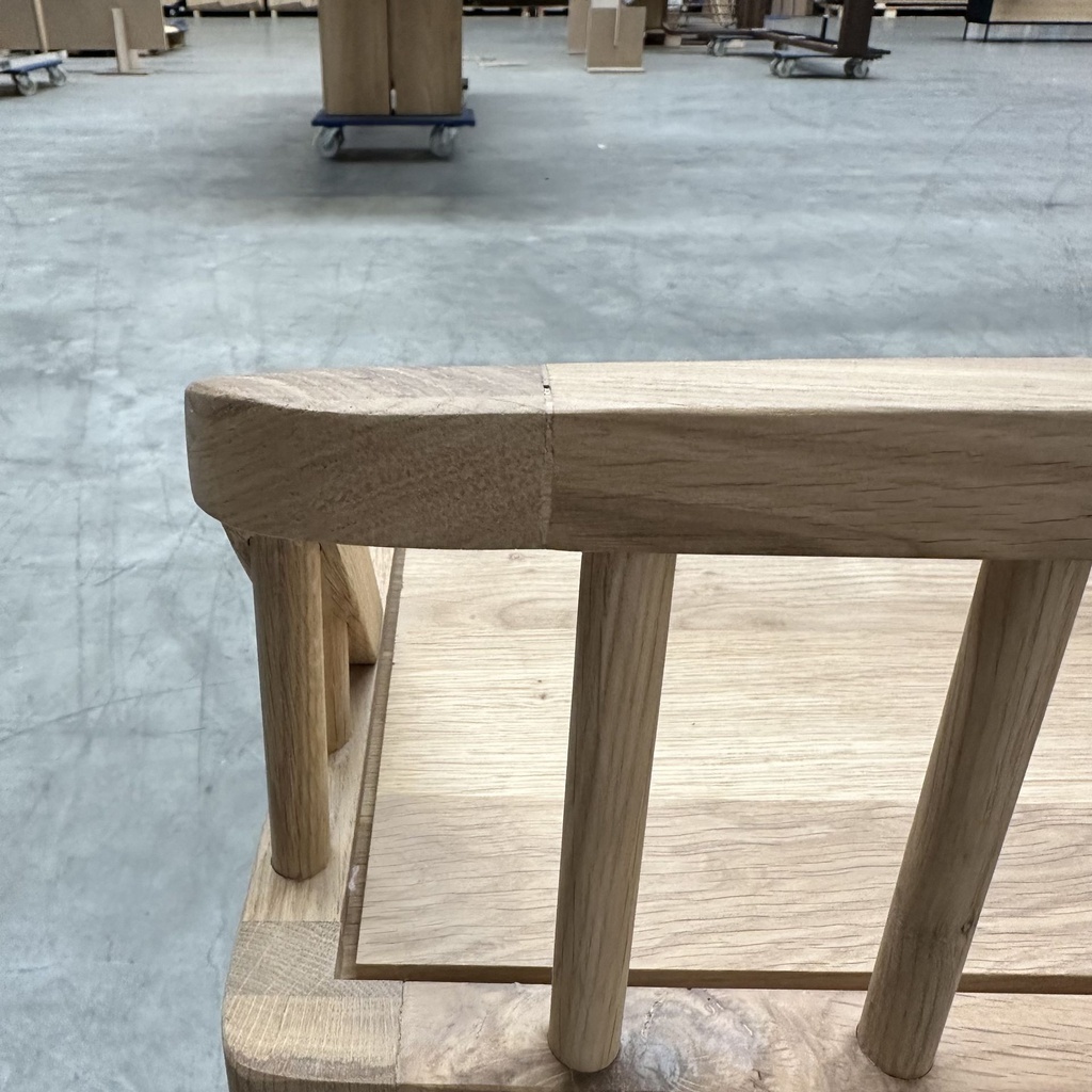 Spindle bench