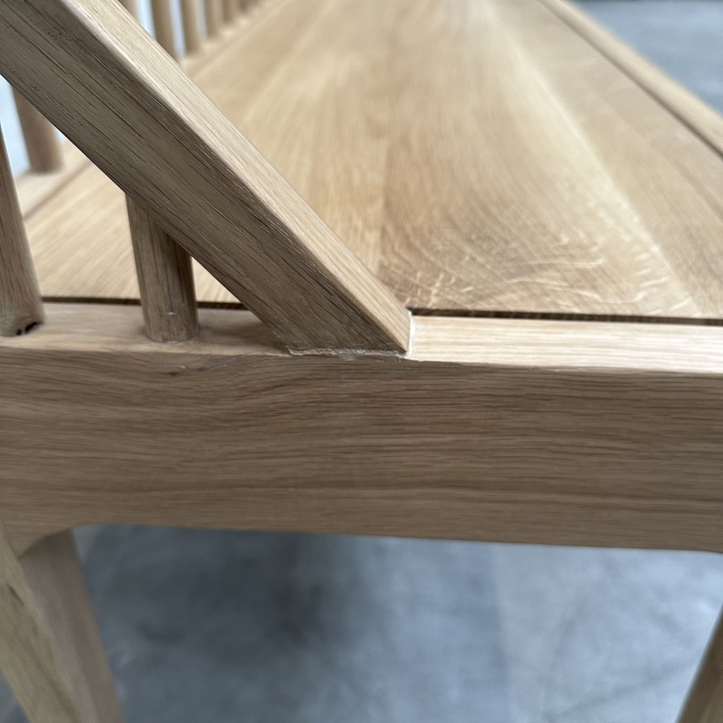 Spindle bench