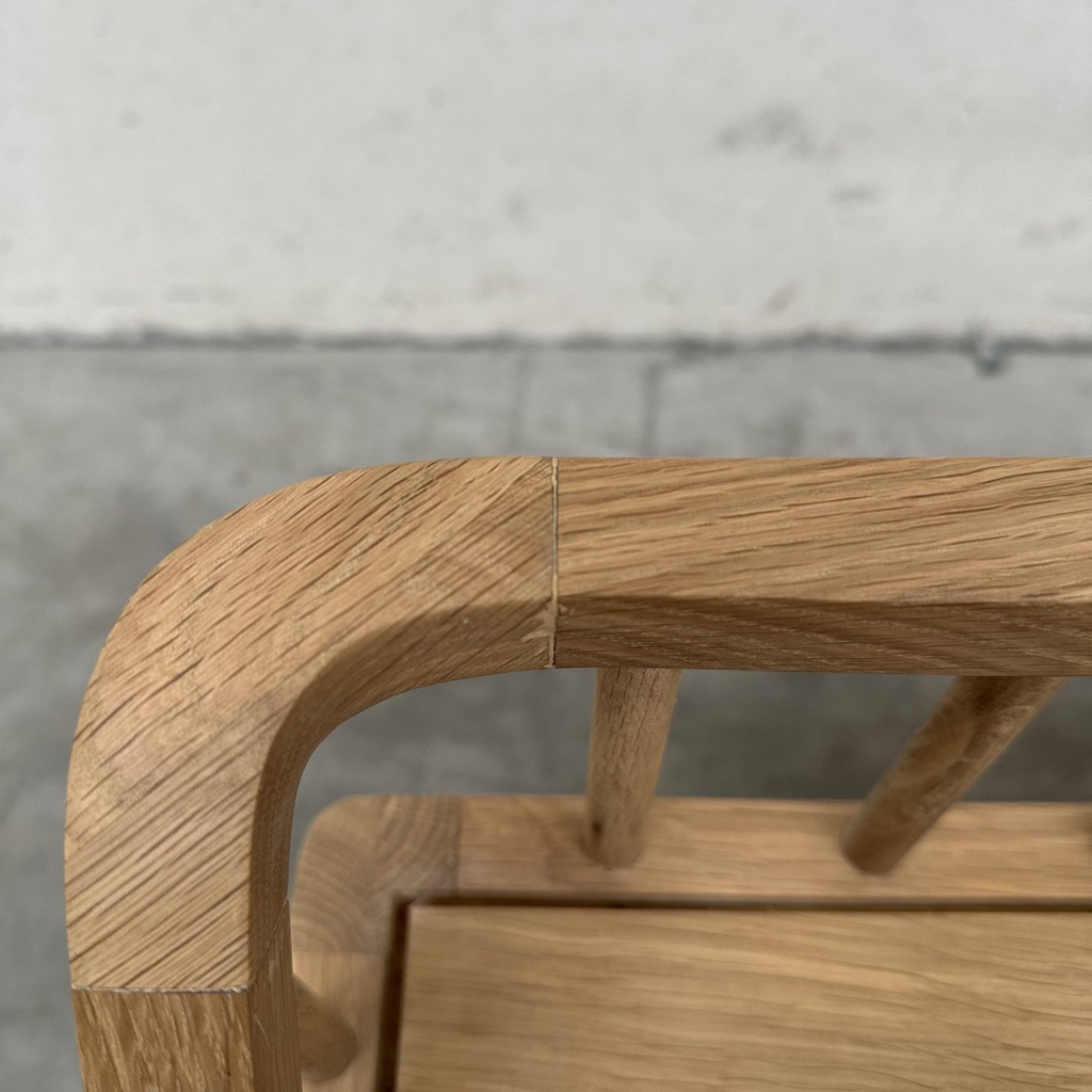 Spindle bench