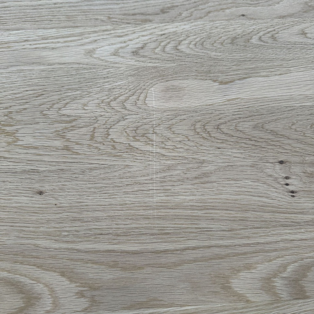 Slice extendable dining table