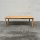 Slice extendable dining table