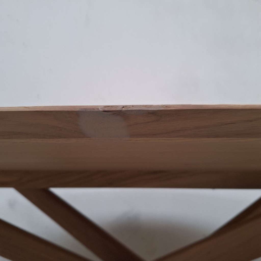 Mikado dining table