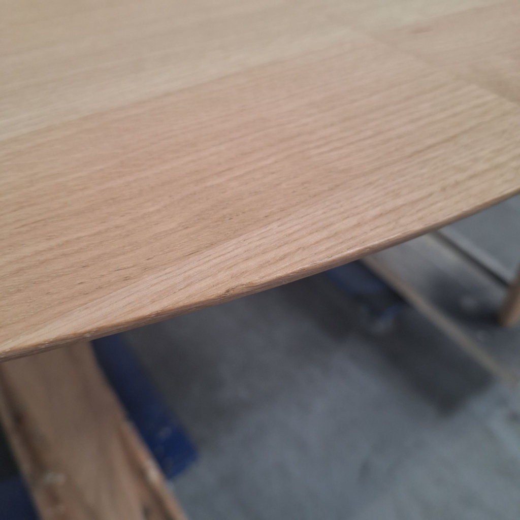 Bok round extendable dining table