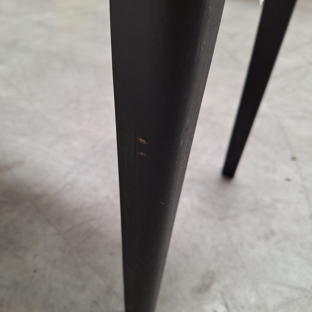 Spindle bench