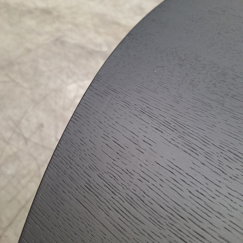 Bok round extendable dining table
