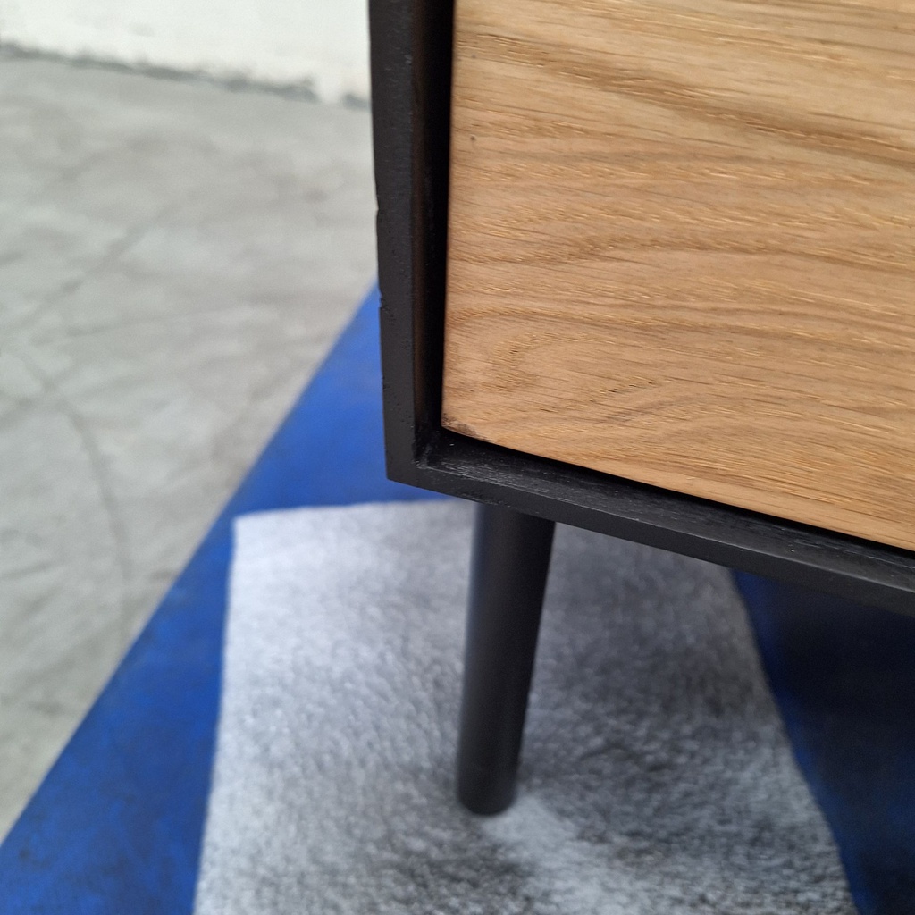 Blackbird sideboard