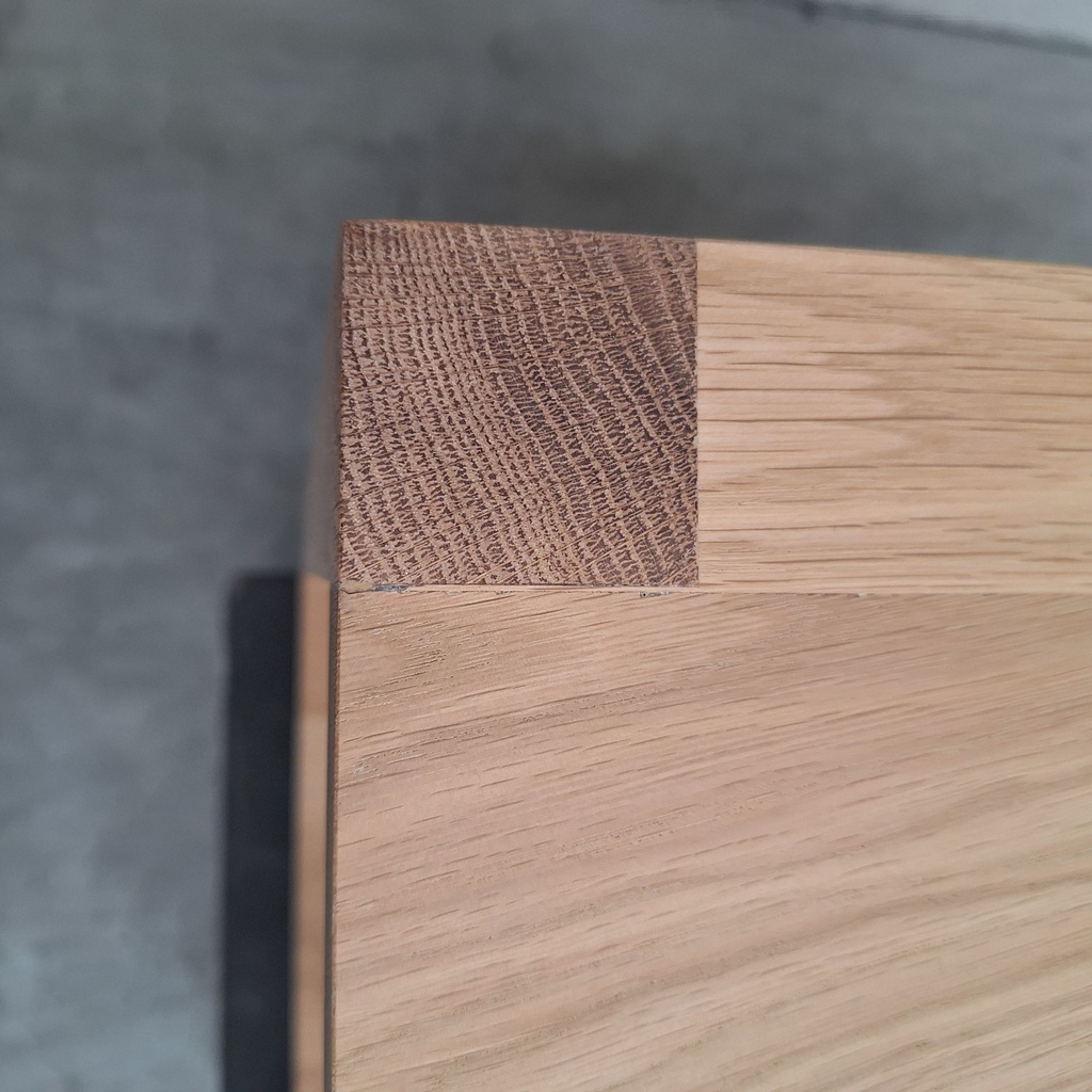 Azur bedside table