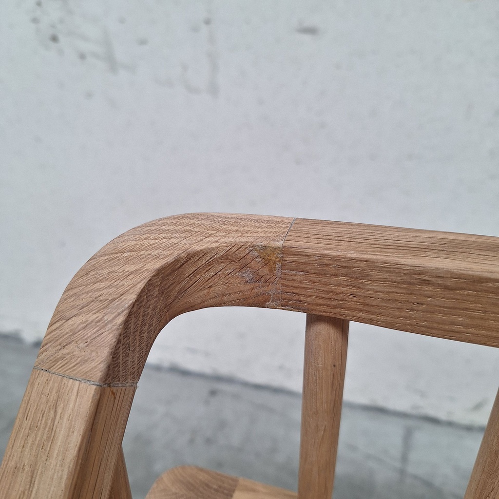 Spindle bench