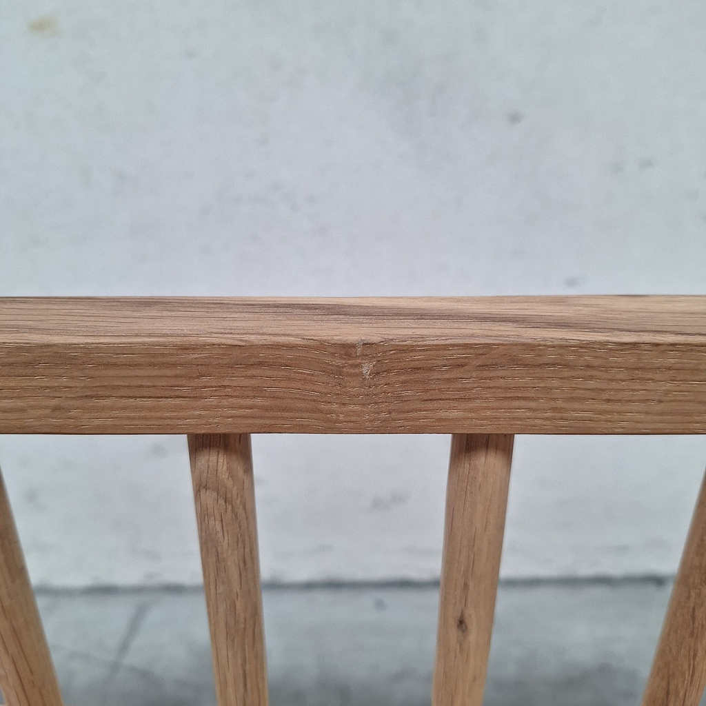 Spindle bench