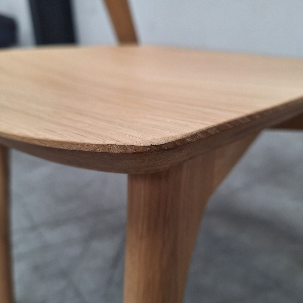 Bok dining chair