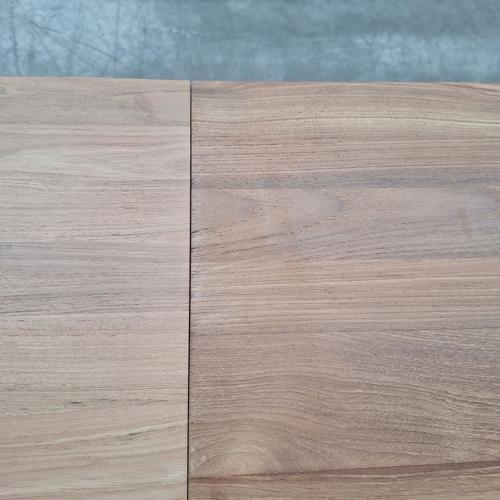 Slice extendable dining table