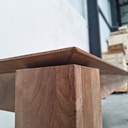 Slice extendable dining table