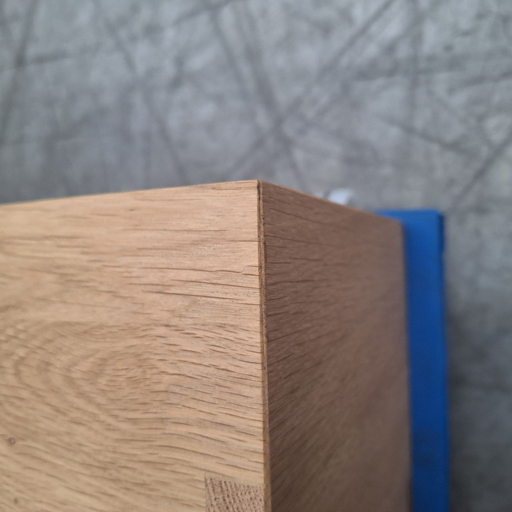 Nordic II hanging bedside table