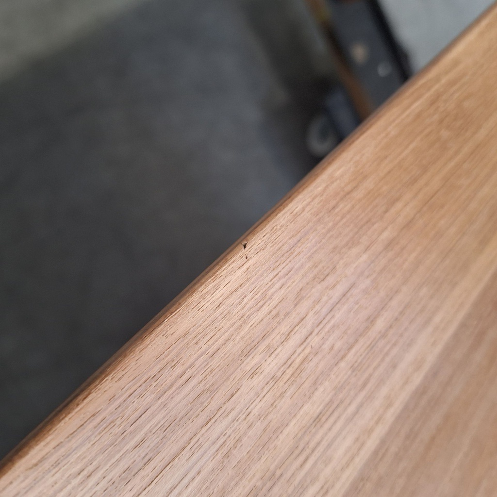 Bok dining table