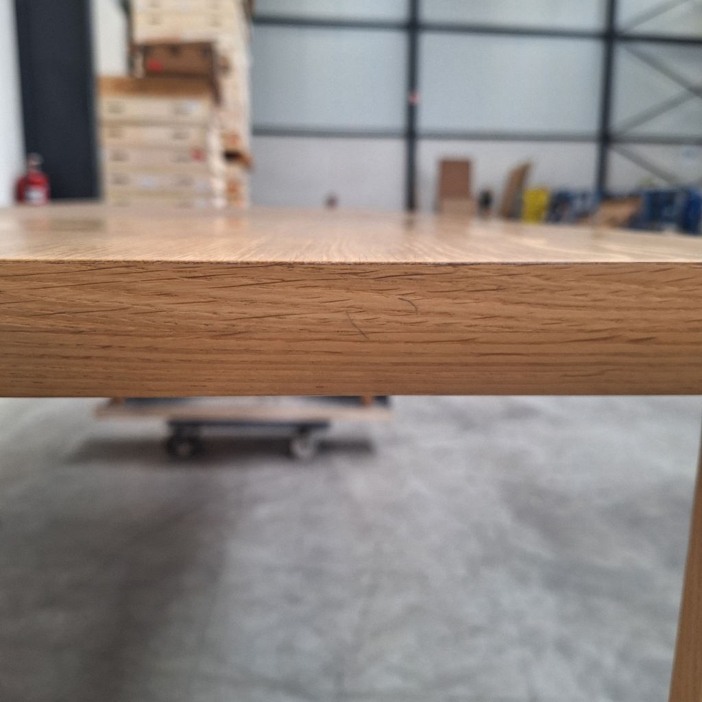 Air dining table