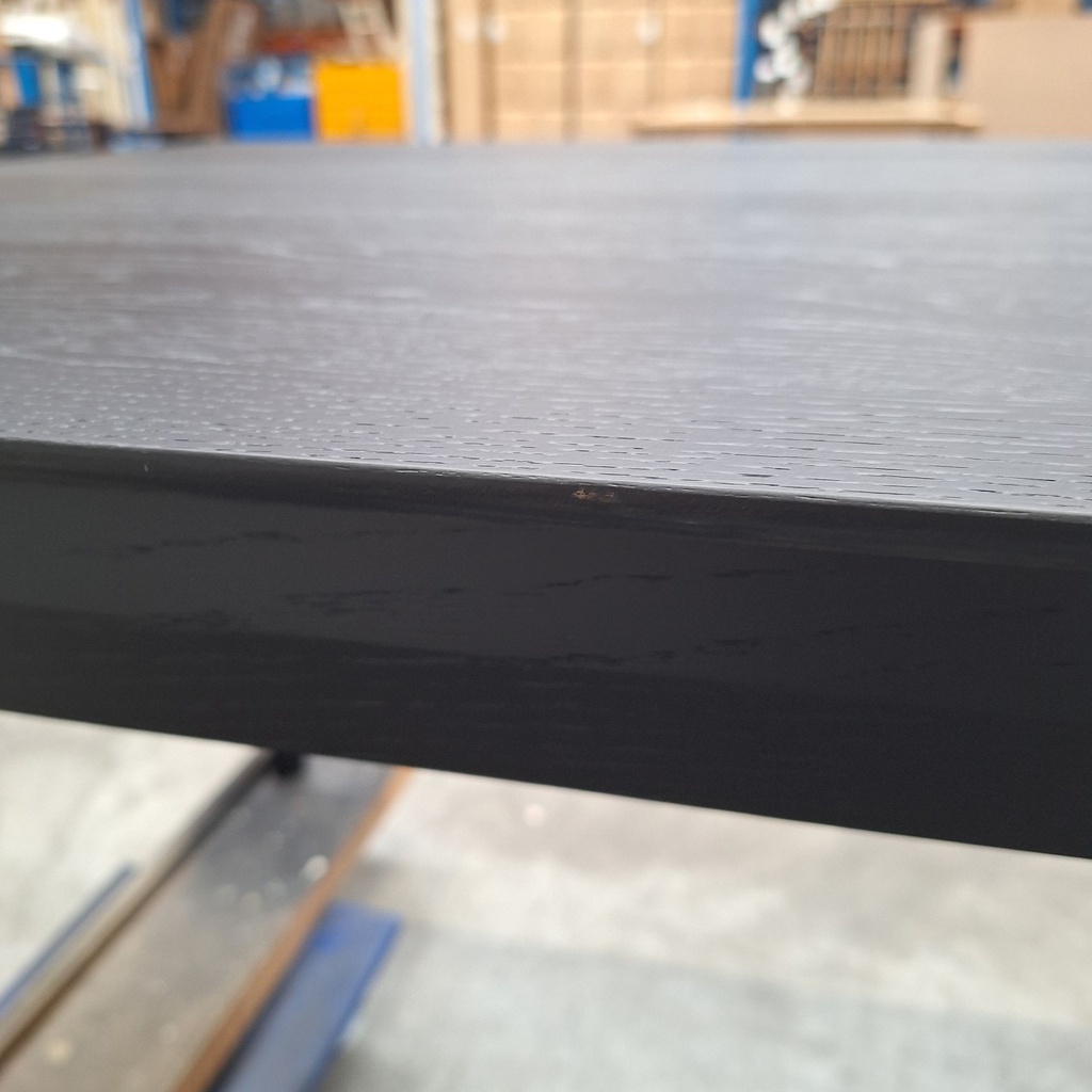 Bok dining table