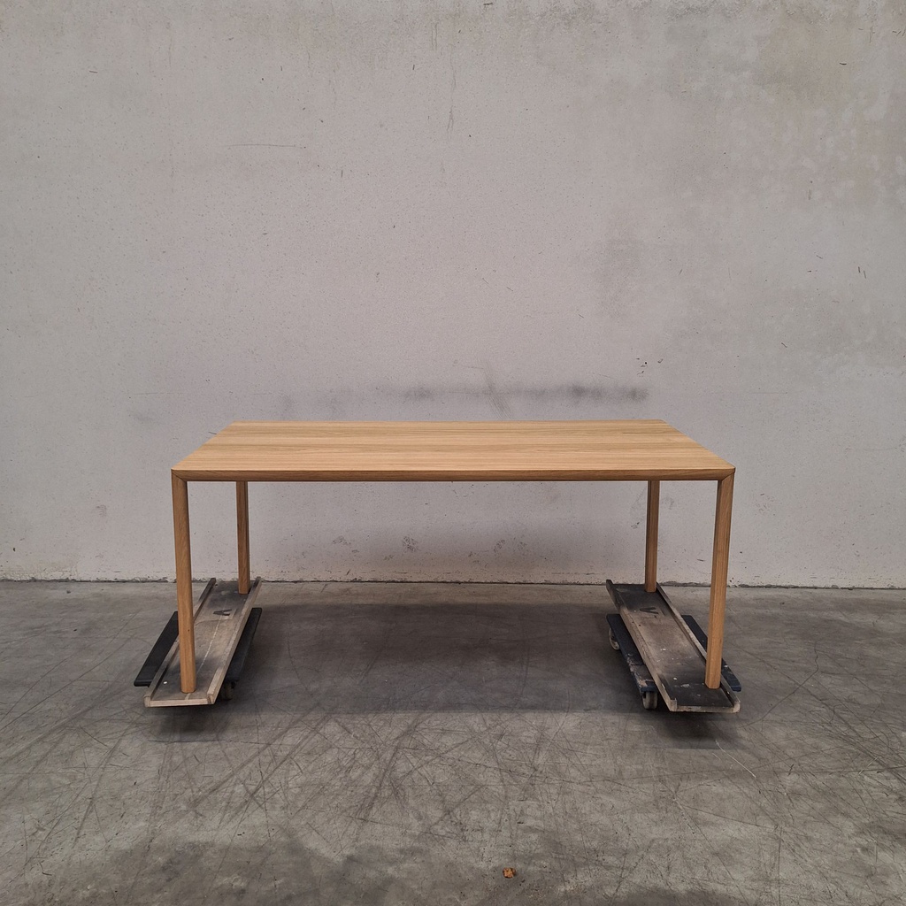 Air dining table