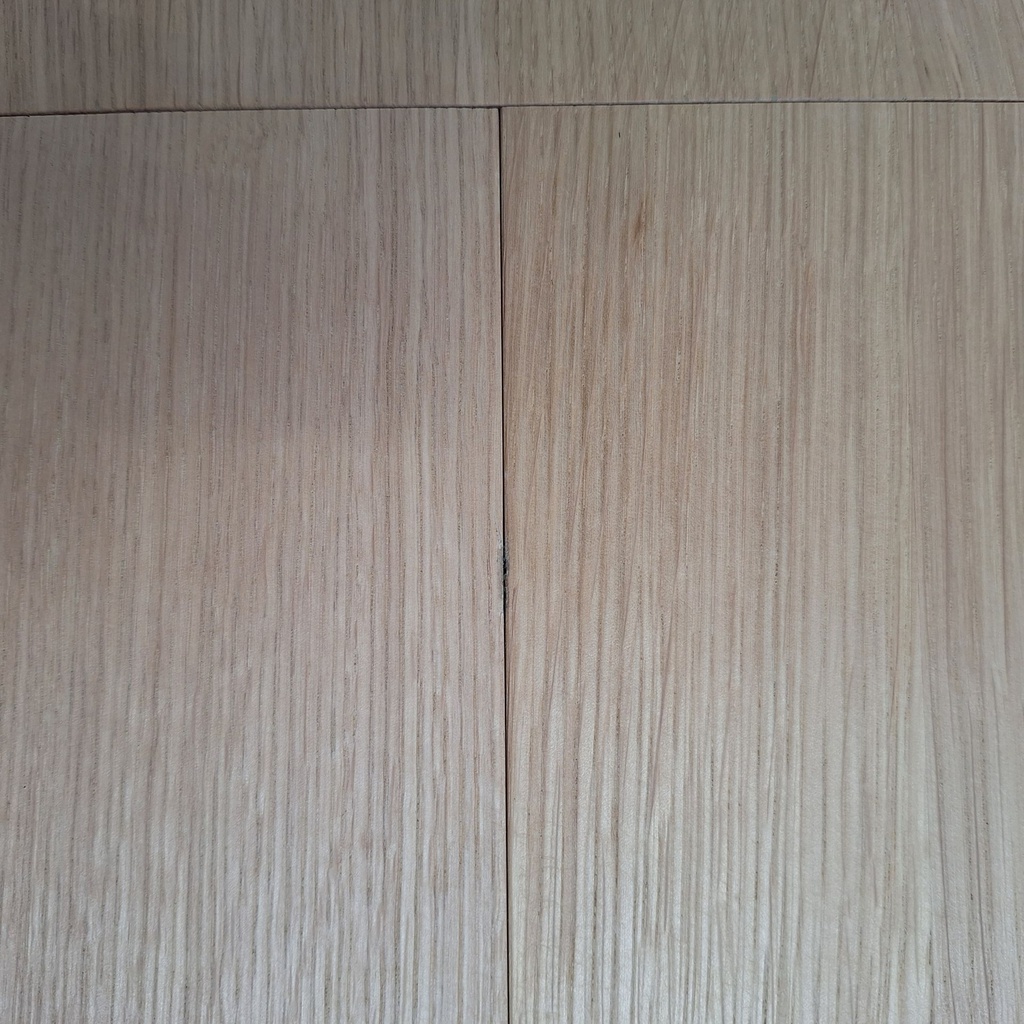 Bok extendable dining table