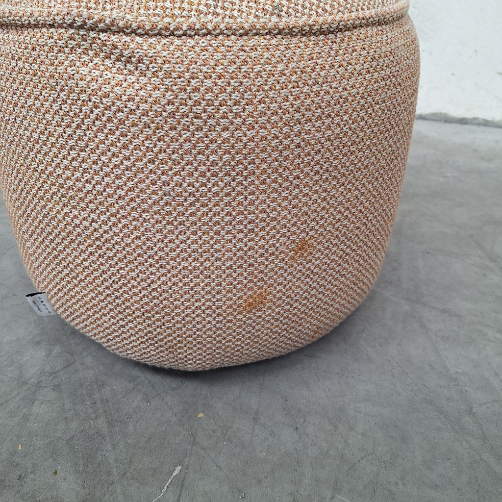 Donut outdoor pouf