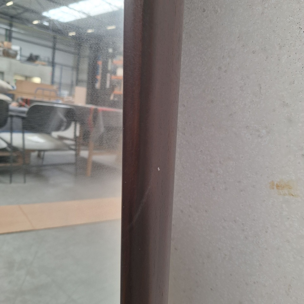 PI floor mirror