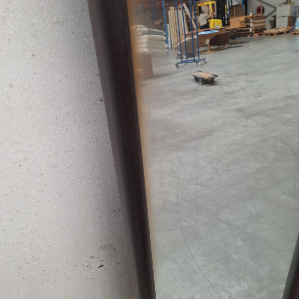 PI floor mirror