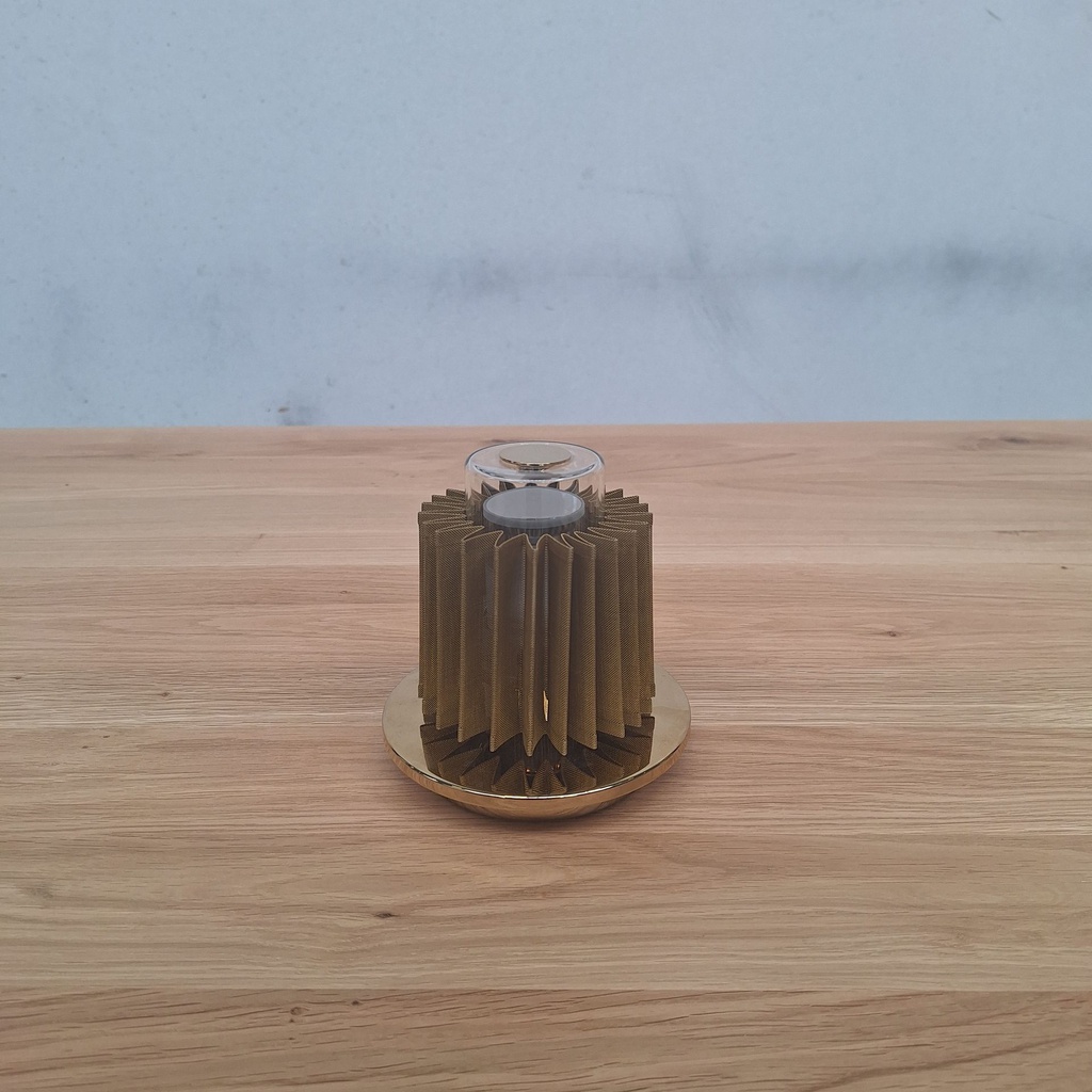 In The Sun table lamp