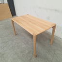 PI dining table