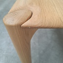 PI dining table