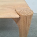 PI dining table