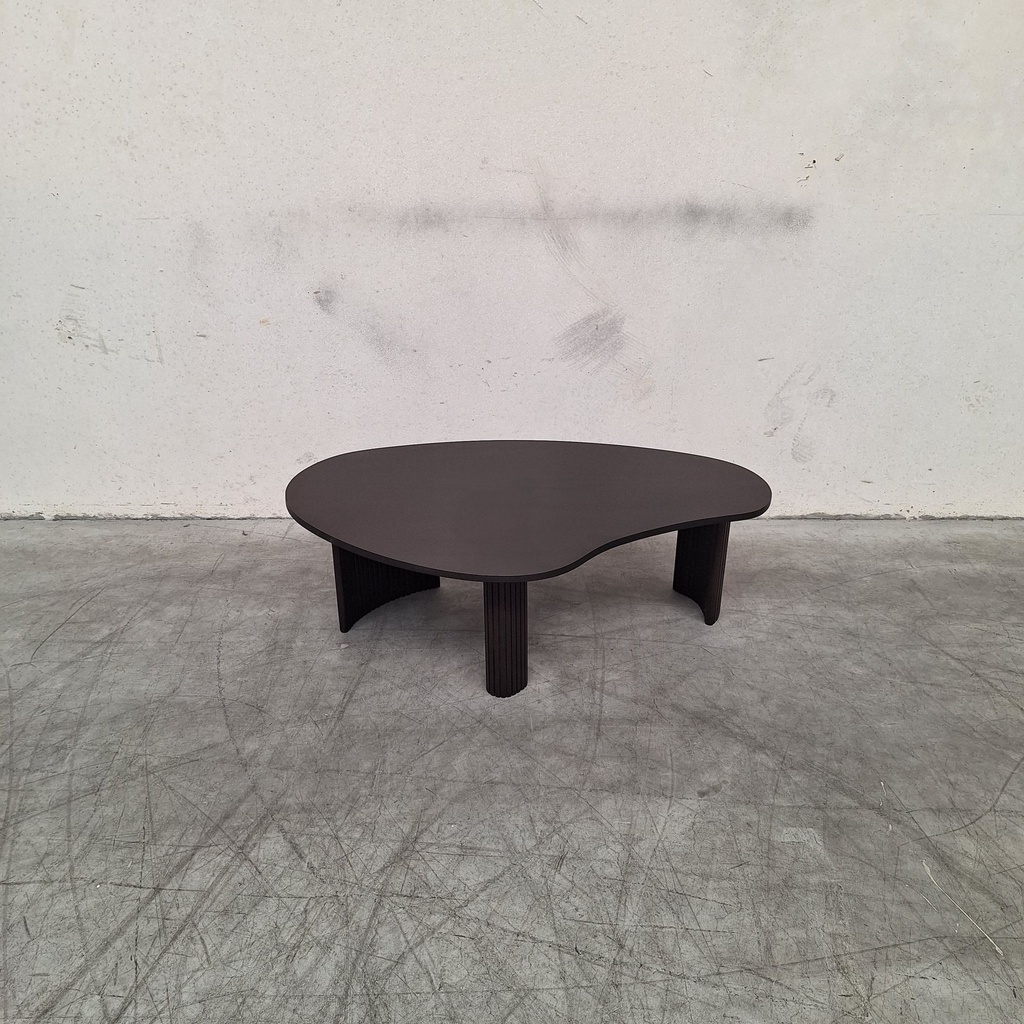 Boomerang coffee table