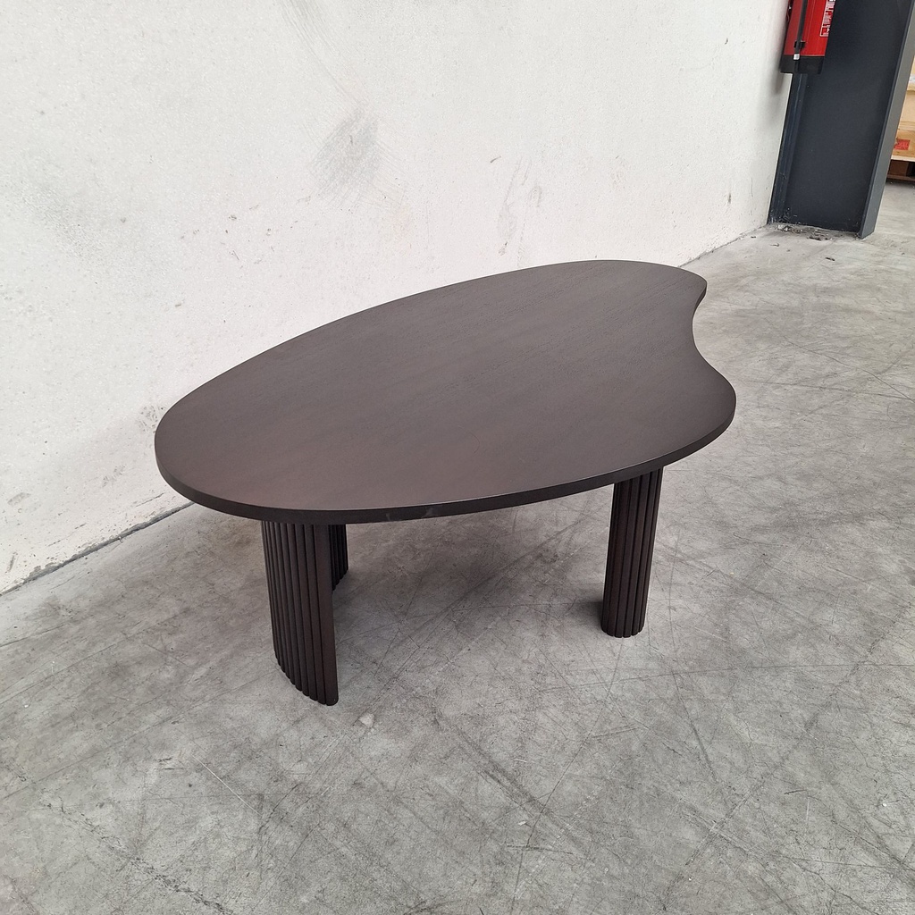 Boomerang coffee table