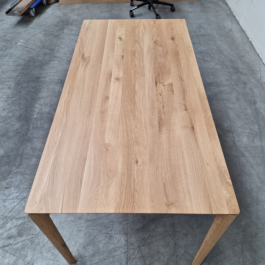 Bok dining table