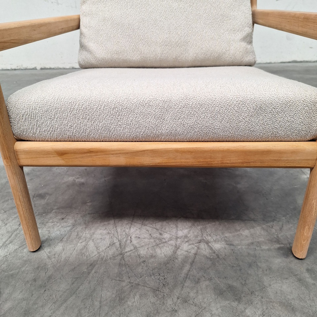 Teak Jack outdoor lounge chair with cushion