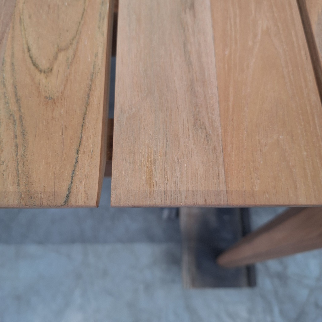 Bok outdoor dining table