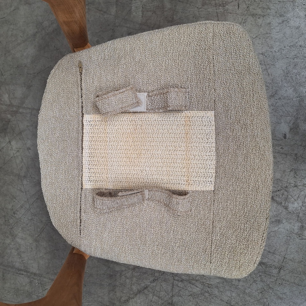 Bok outdoor dining chair with cushion