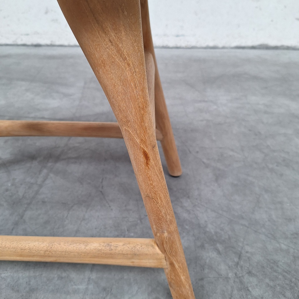 Osso outdoor stool
