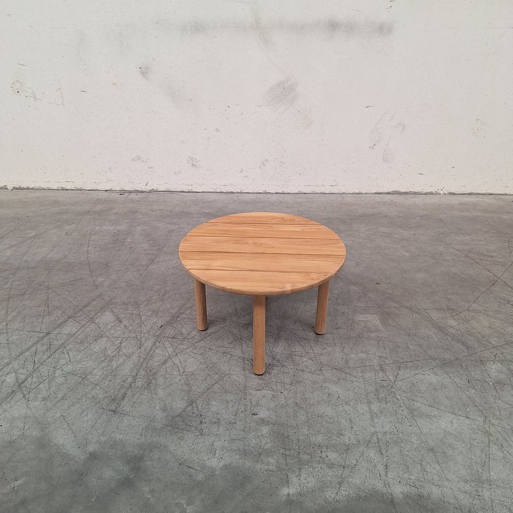 Quatro outdoor side table