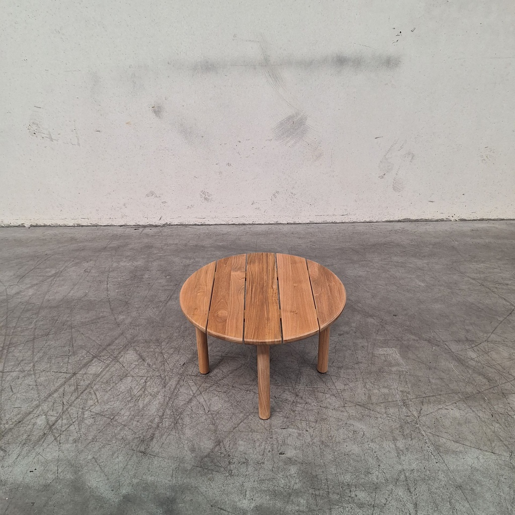 Quatro outdoor side table