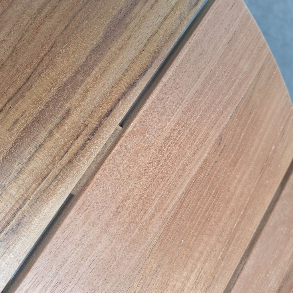 Quatro outdoor side table