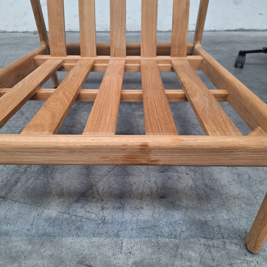 Jack outdoor lounge chair with cushion