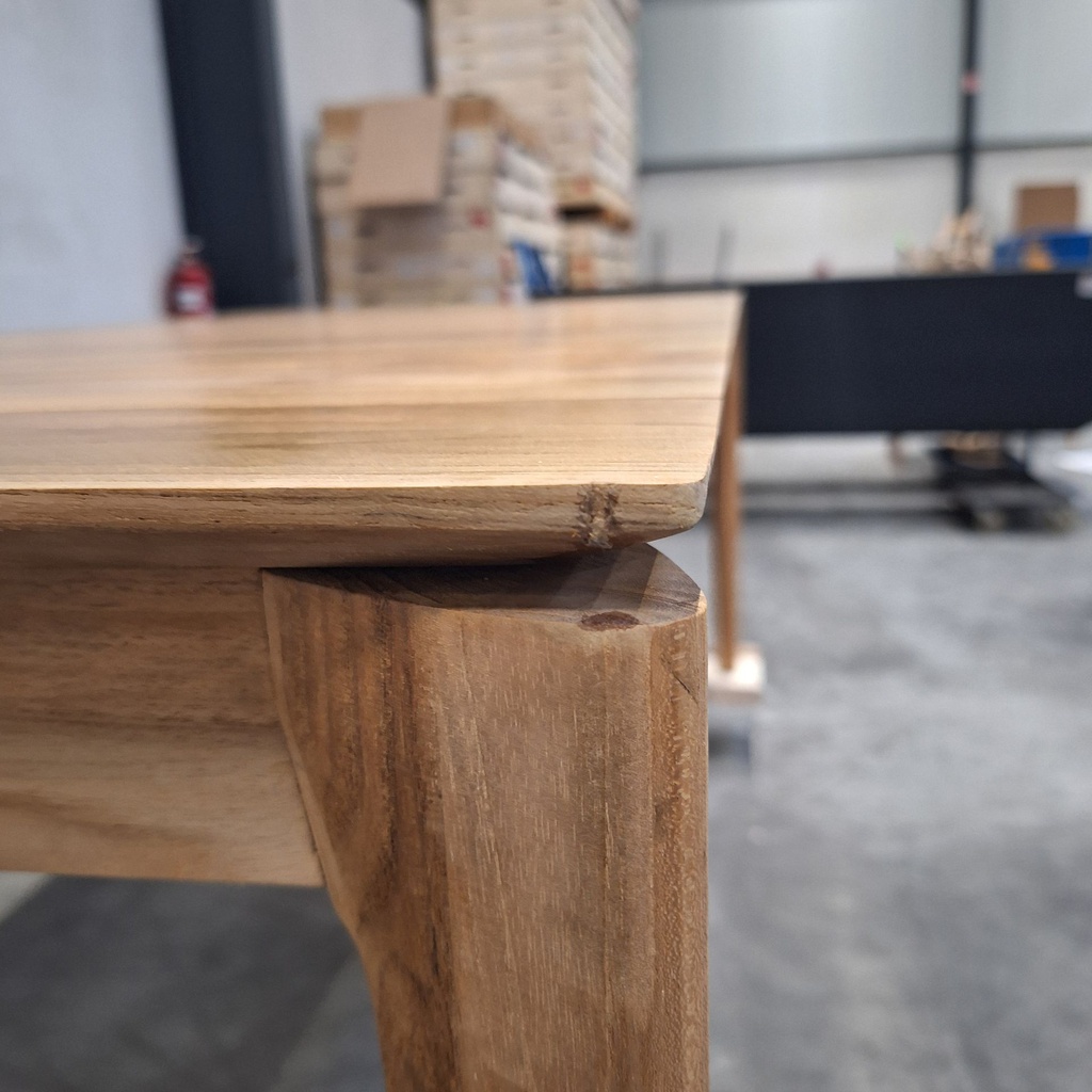 Bok outdoor dining table