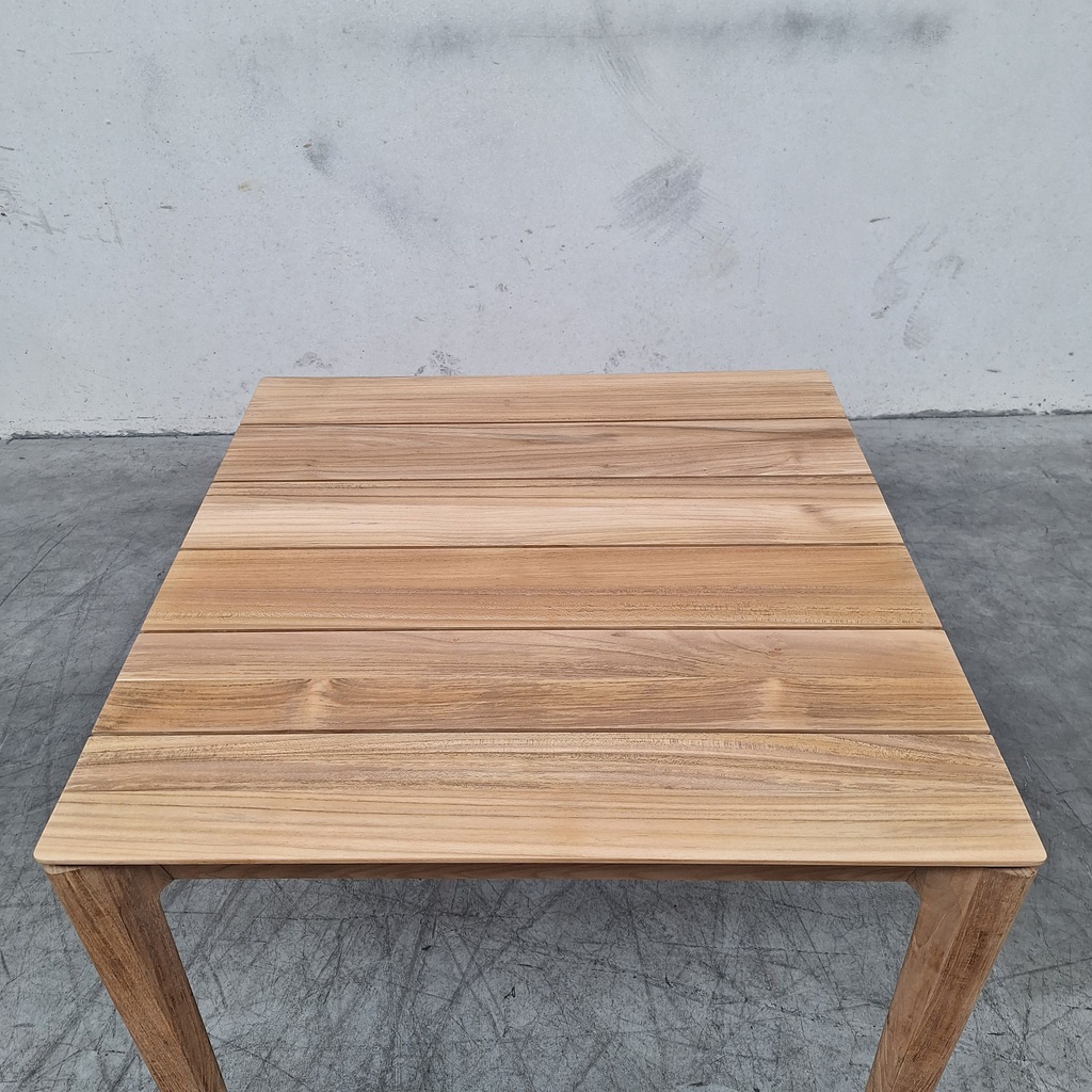 Bok outdoor dining table